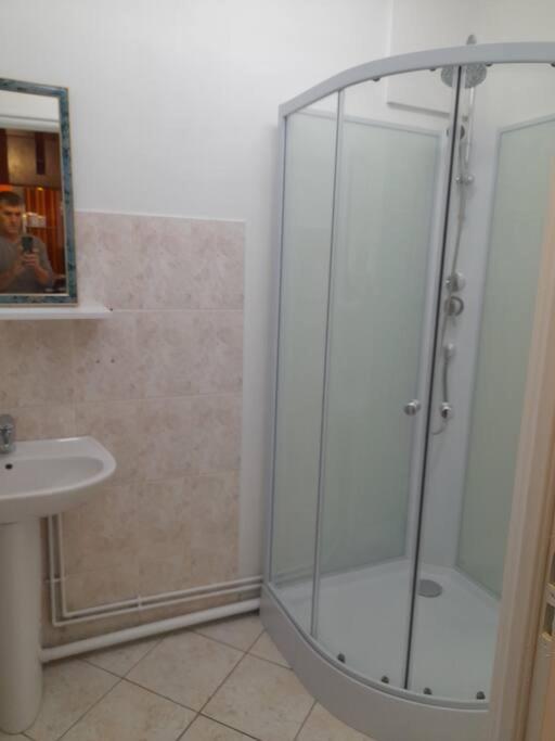 Appartement Au Bord Du Canal Montbard Eksteriør billede